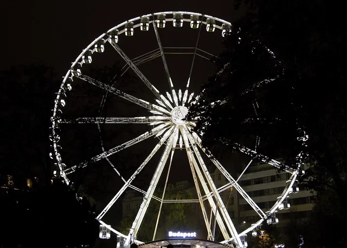 Rose Cosy Tiny With Shared Rooftop Terrace And Jacuzzi Mk2 *