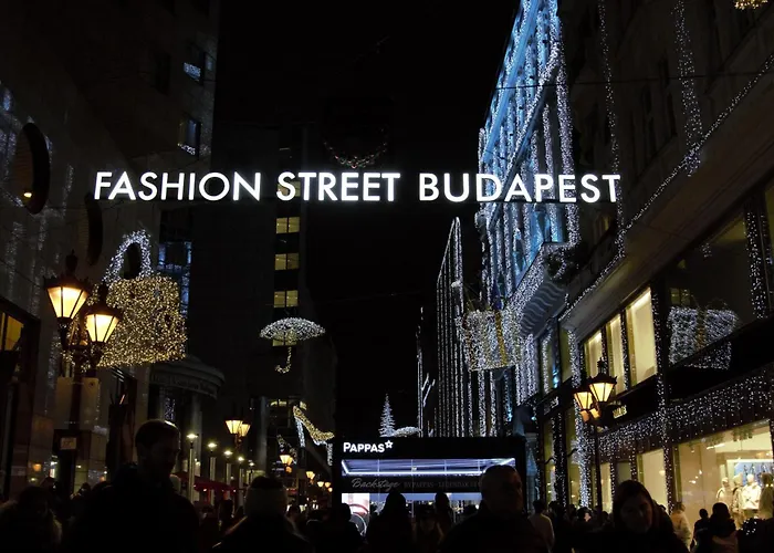 Rose Cosy Tiny With Shared Rooftop Terrace And Jacuzzi Mk2 *