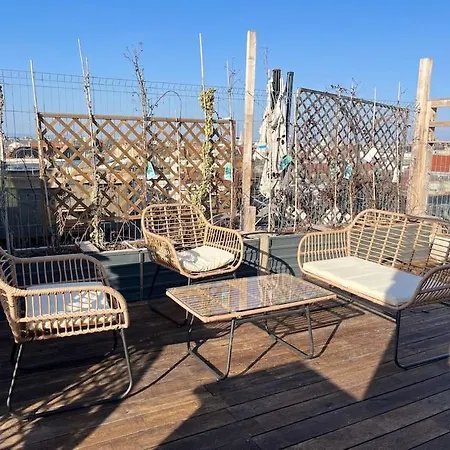 Appartement Rose Cosy Tiny With Shared Rooftop Terrace And Jacuzzi Mk2 *