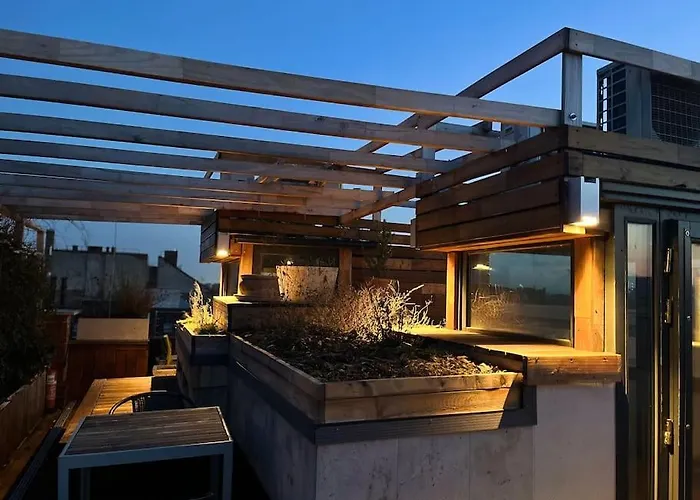 Rose Cosy Tiny With Shared Rooftop Terrace And Jacuzzi Mk2 公寓 布达佩斯