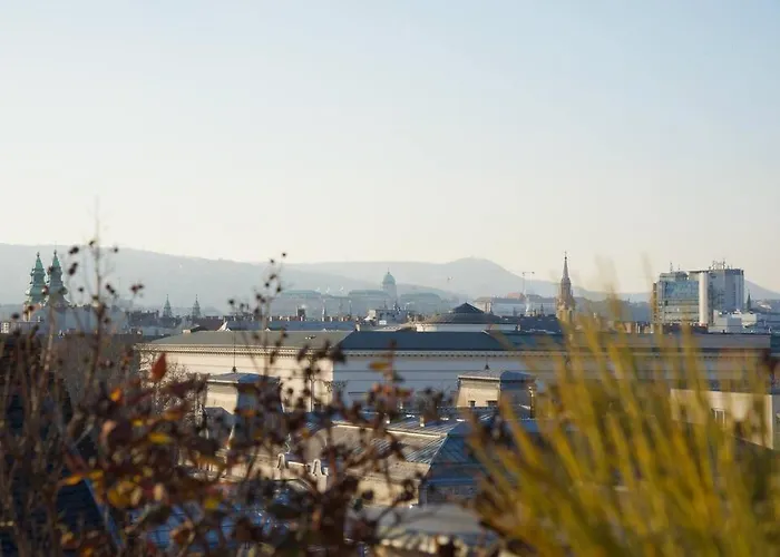 Rose Cosy Tiny With Shared Rooftop Terrace And Jacuzzi Mk2 公寓 *