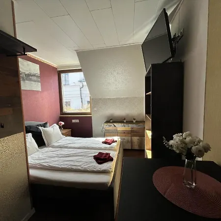 Rose Cosy Tiny With Shared Rooftop Terrace And Jacuzzi Mk2