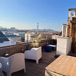 Apartment Rose Cosy Tiny With Shared Rooftop Terrace And Jacuzzi Mk2 *
