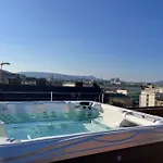 Apartment Rose Cosy Tiny With Shared Rooftop Terrace And Jacuzzi Mk2 Budapest
